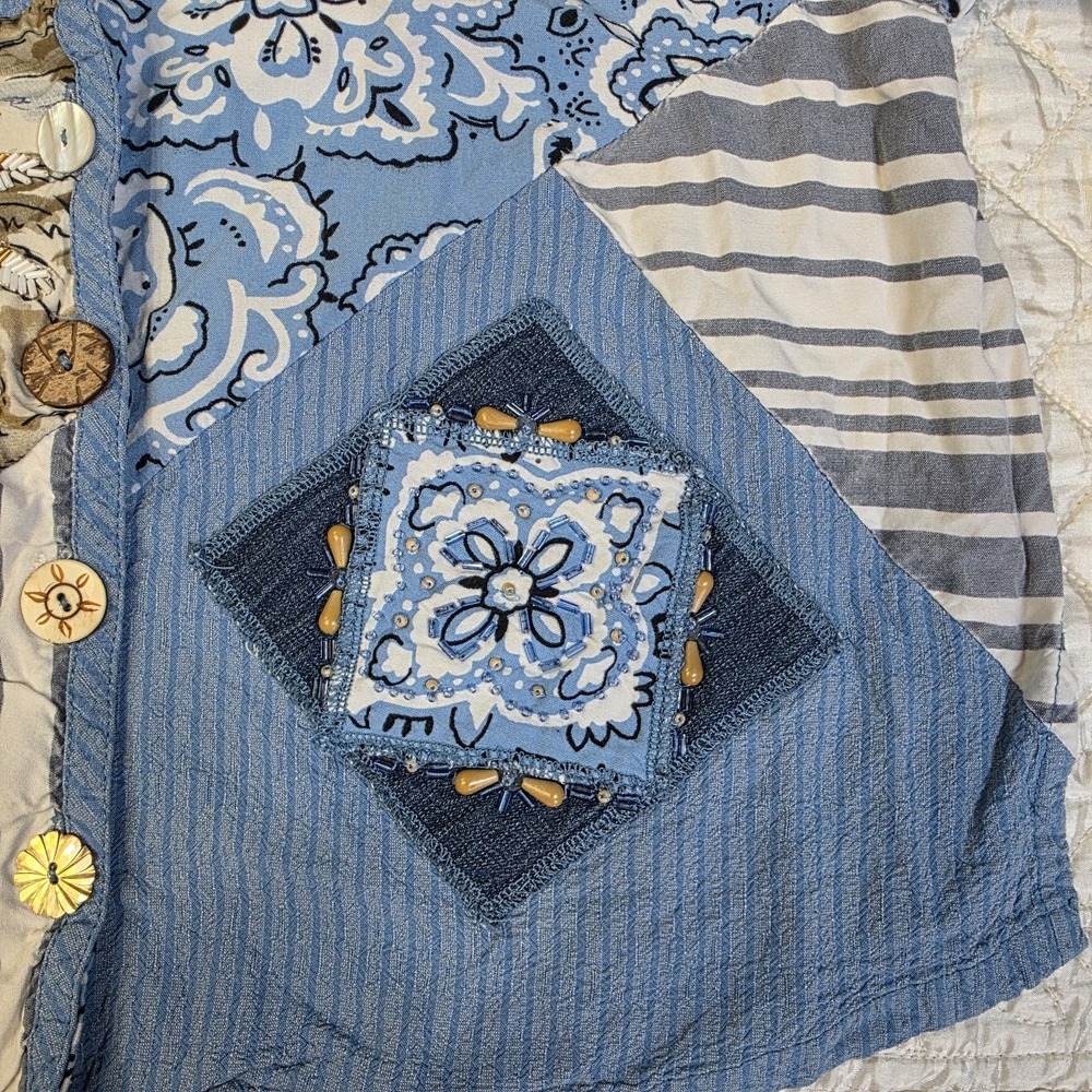 Womens Medium Boho Chic Coastal Patchwork Beaded Wood Cropped Button Up Shirt - Picture 8 of 14
